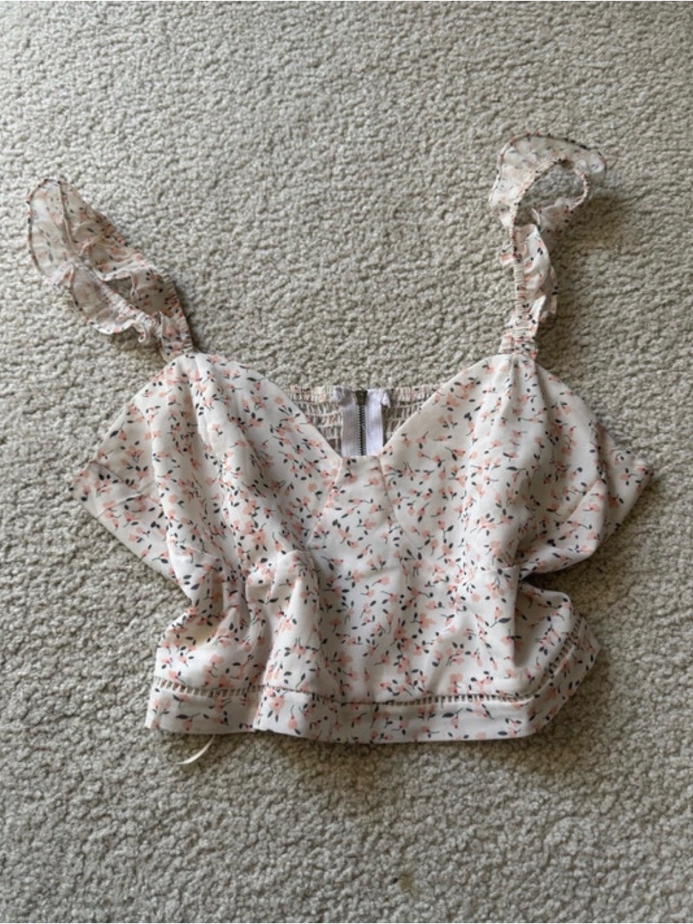 Kendall & Kylie Cream Floral Ruffle Strap Crop Top boho casual tank tee y2k